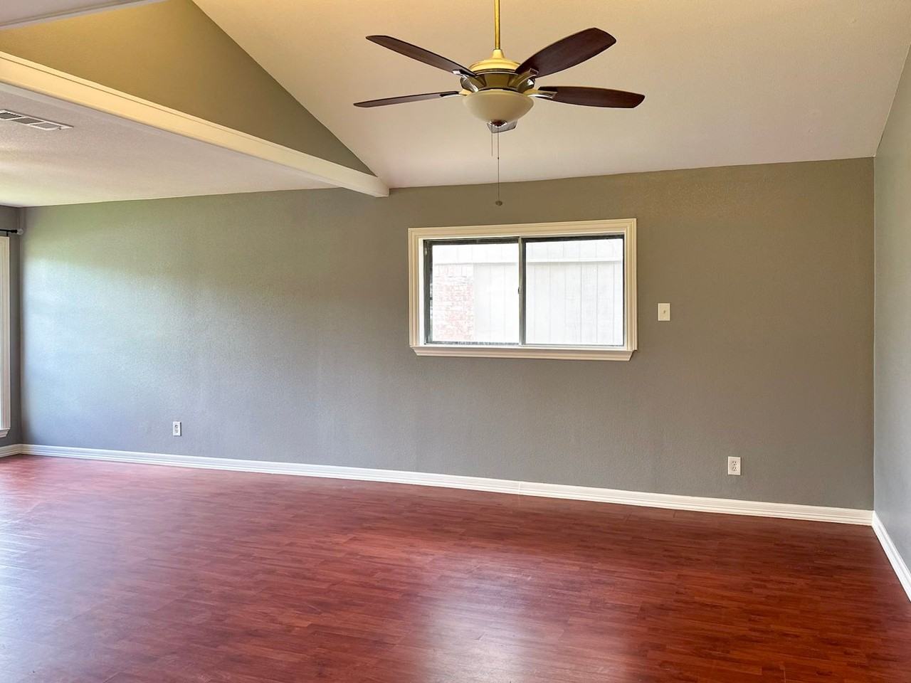 55343 Thrush Dr - Photo 3 of 28