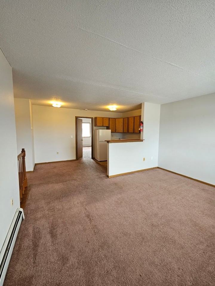 Cedar Rapids 444 - Photo 6 of 37