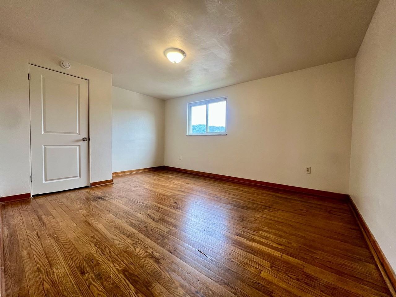 107 Savors Ct - Photo 5 of 10