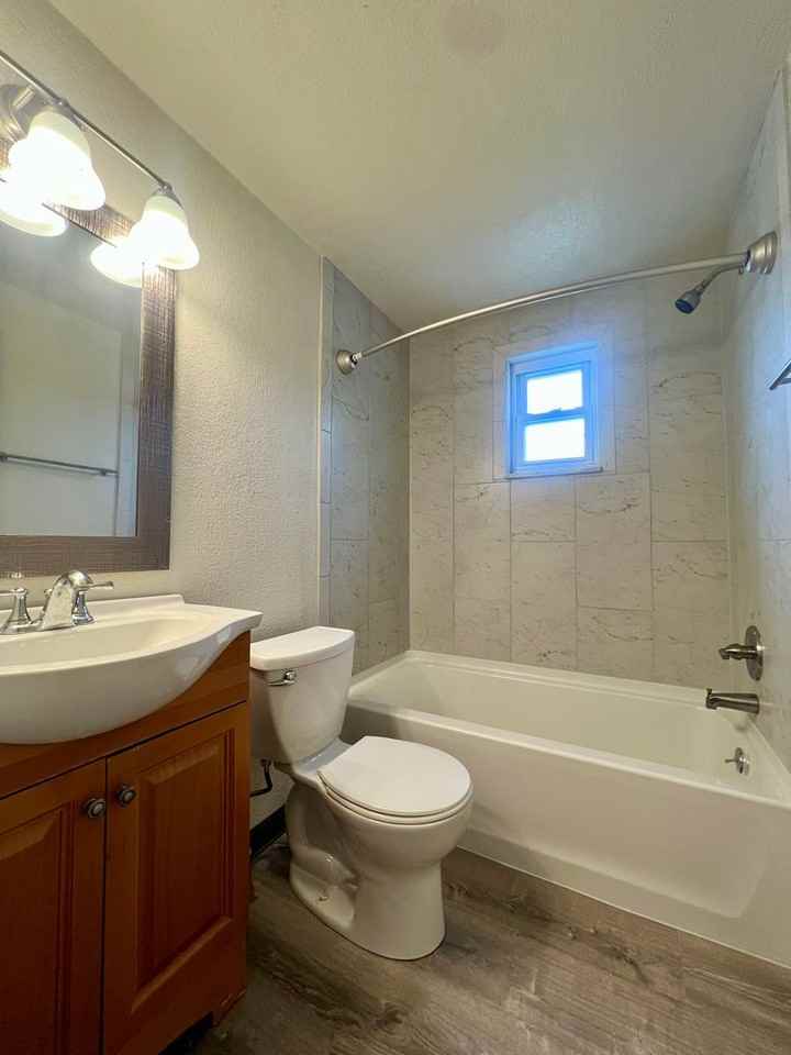 107 Savors Ct - Photo 7 of 10