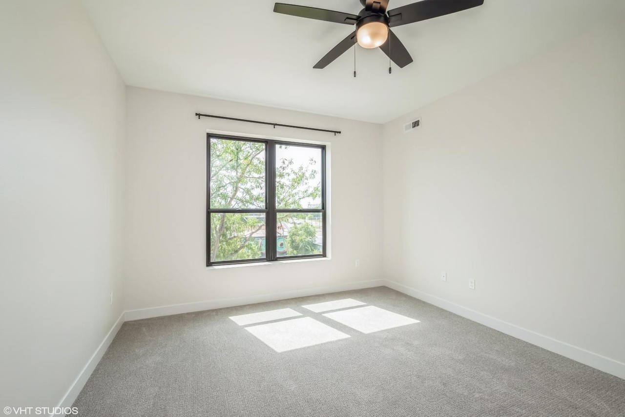 Fulton Lofts - Photo 7 of 10