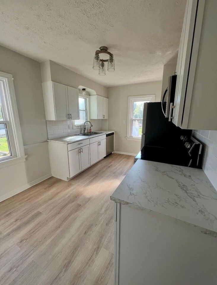 406 Wills Ave - Photo 6 of 15