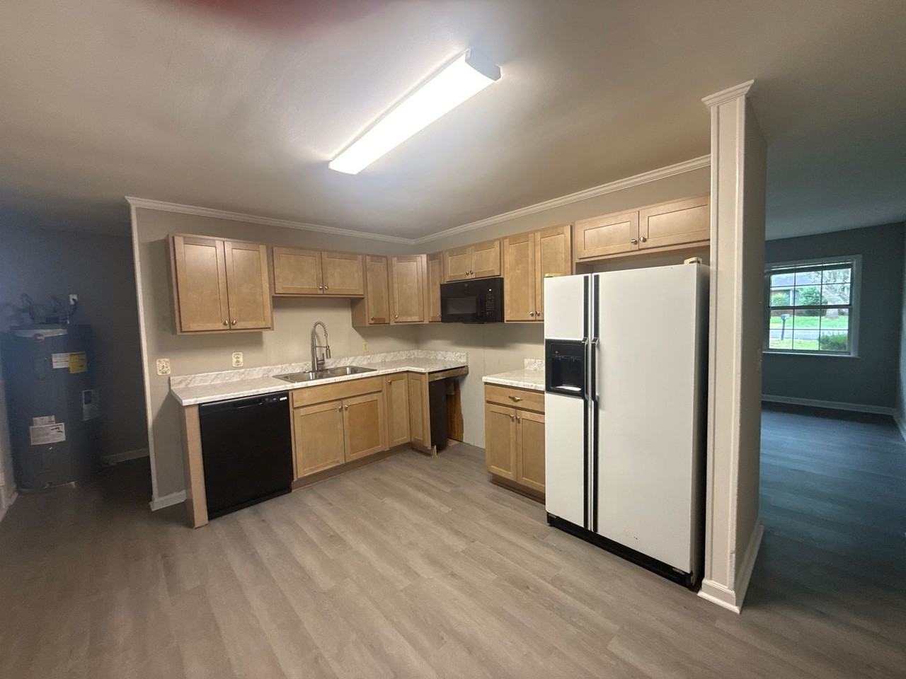 1307 Gentry Ter - Photo 4 of 11