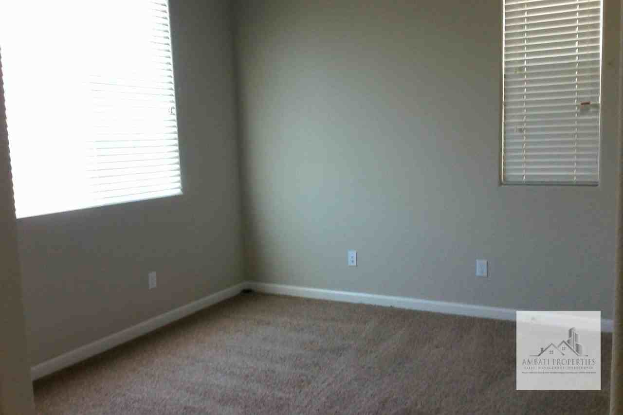 3512 Richmond Ave - Photo 7 of 16