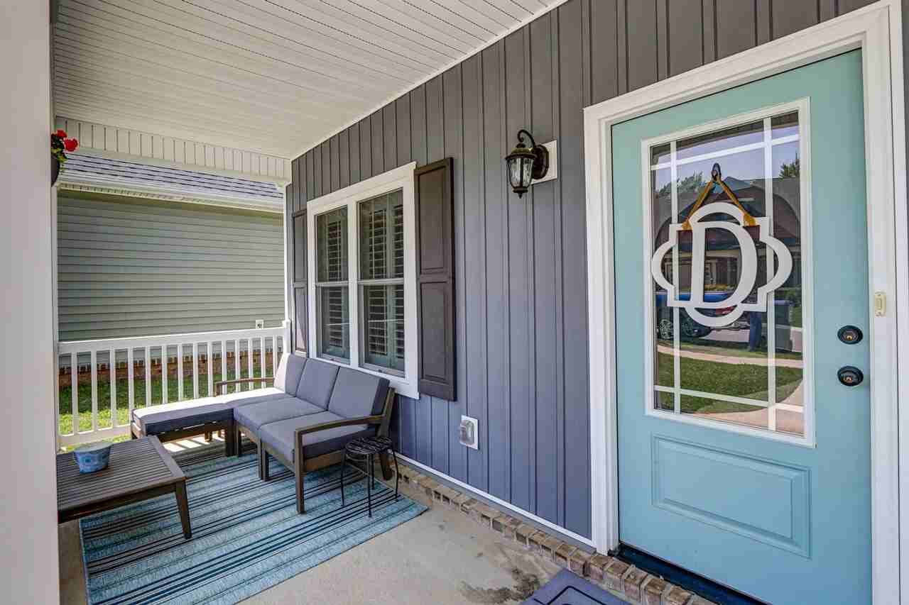 105 Ridgeline Ln - Photo 2 of 38