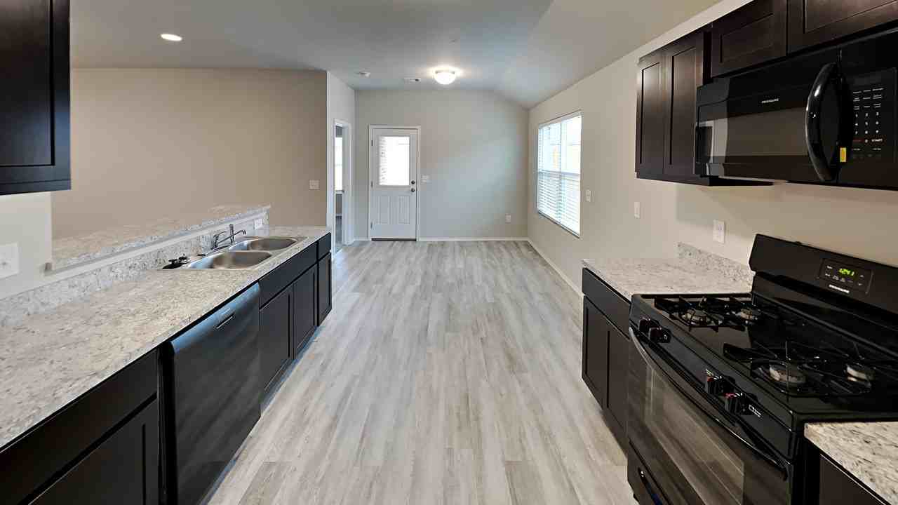 5312 Mac Rd - Photo 6 of 17