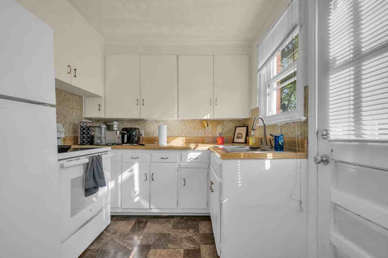 3507 Marlborough Ave - Photo 5 of 10