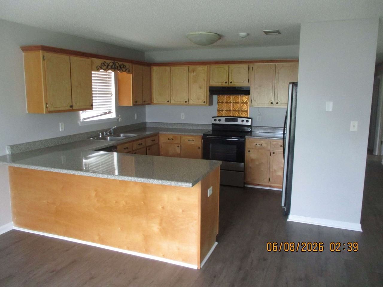 135 Twelve Oaks Ct - Photo 5 of 7