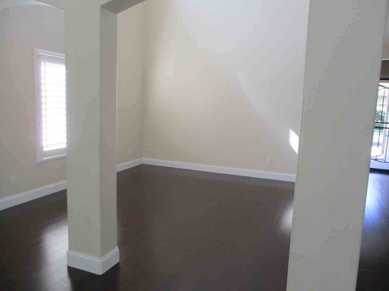 1411 Livingston St - Photo 3 of 20
