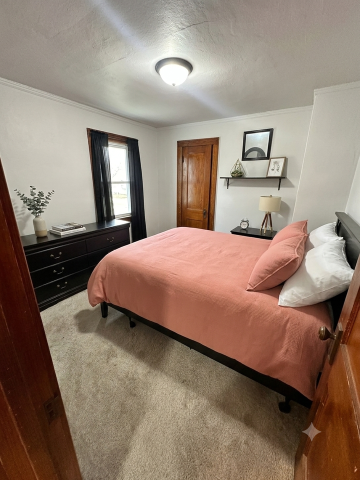 3830 W Mount Vernon Ave - Photo 6 of 7