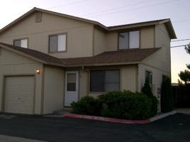 featured image of 4652 Oak St