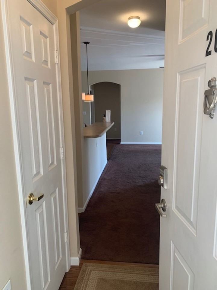 39 Kassebaum Ln - Photo 5 of 35
