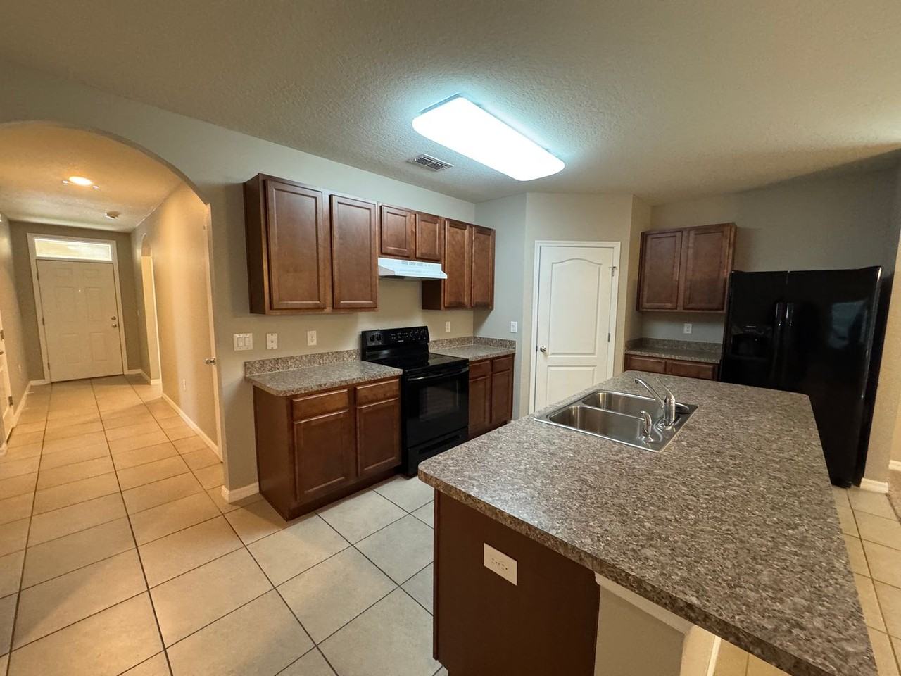 4117 Sophia Blvd - Photo 4 of 24