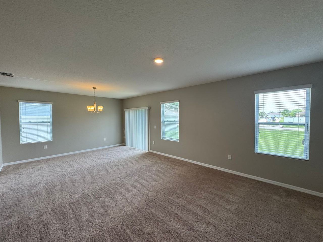 4117 Sophia Blvd - Photo 6 of 24