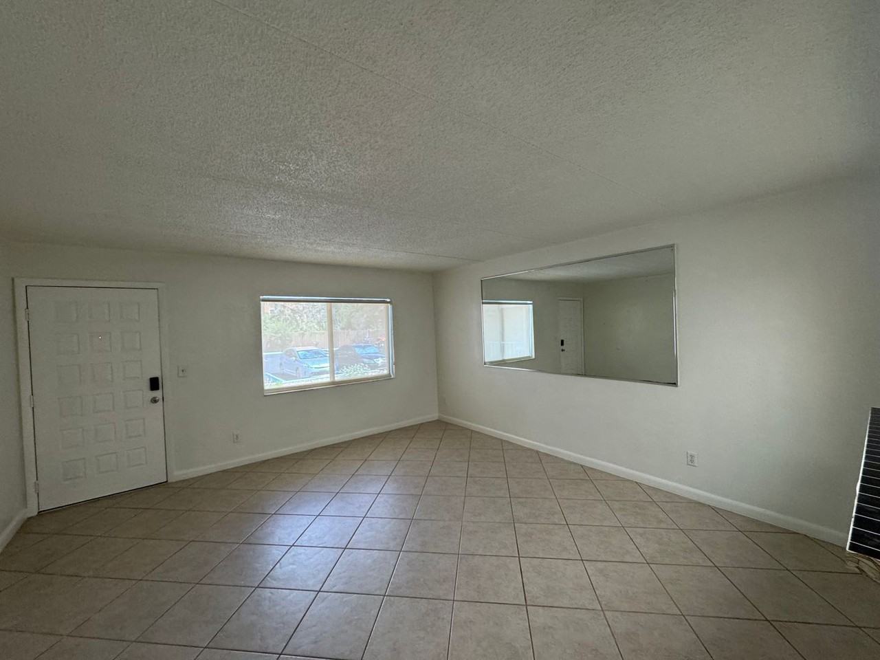 1030 S Palmetto Ave - Photo 3 of 12