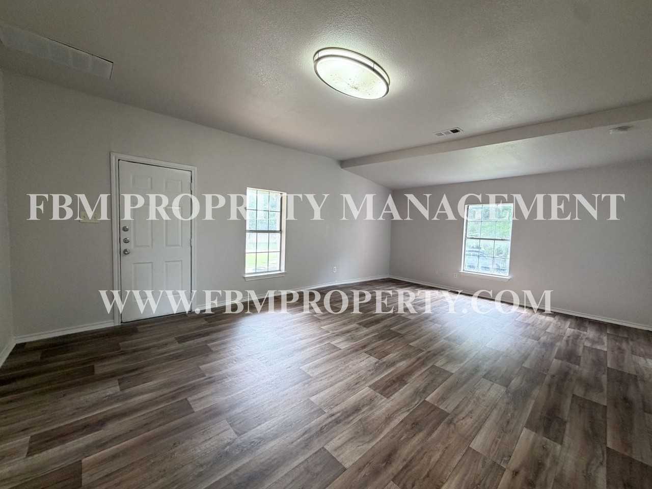 1309 N Clay St - Photo 3 of 17