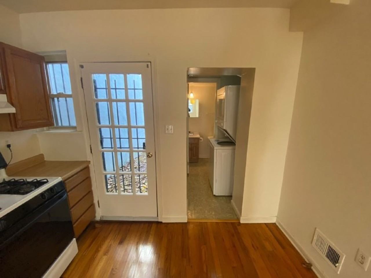413 Warner St Nw - Photo 5 of 16