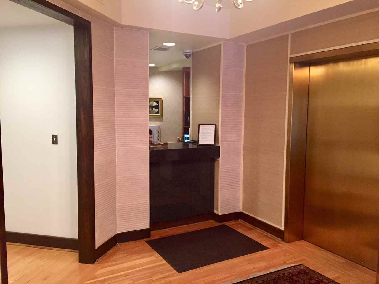 1077 30th St Nw - Photo 4 of 20