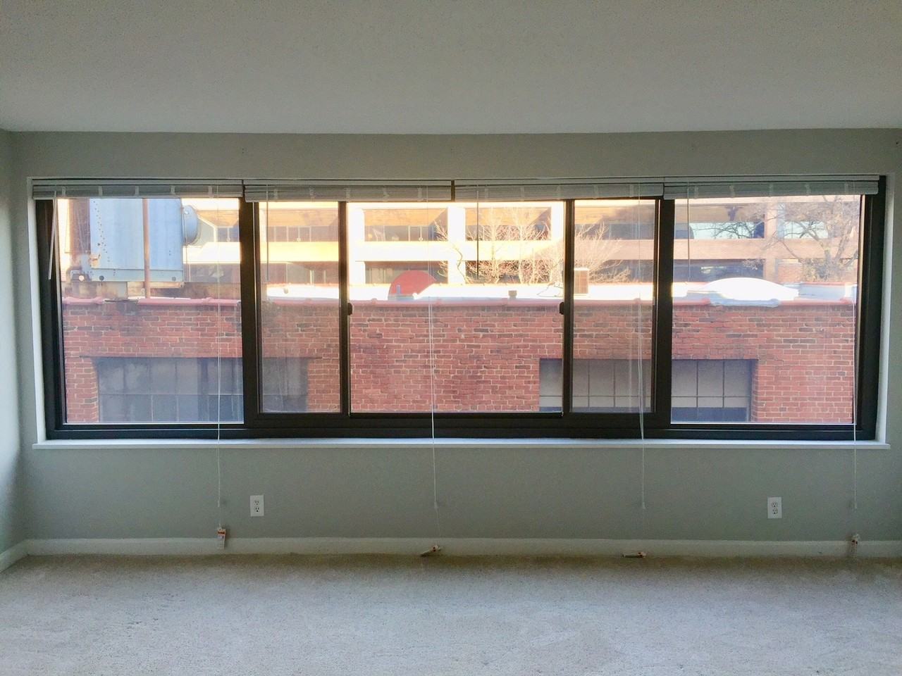 1077 30th St Nw - Photo 6 of 20