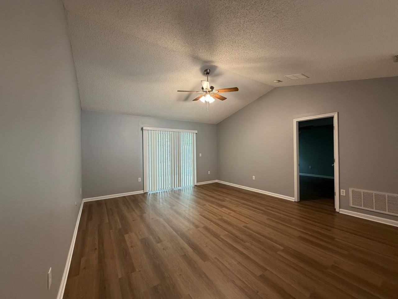 2716 Secret Harbor Dr - Photo 3 of 13