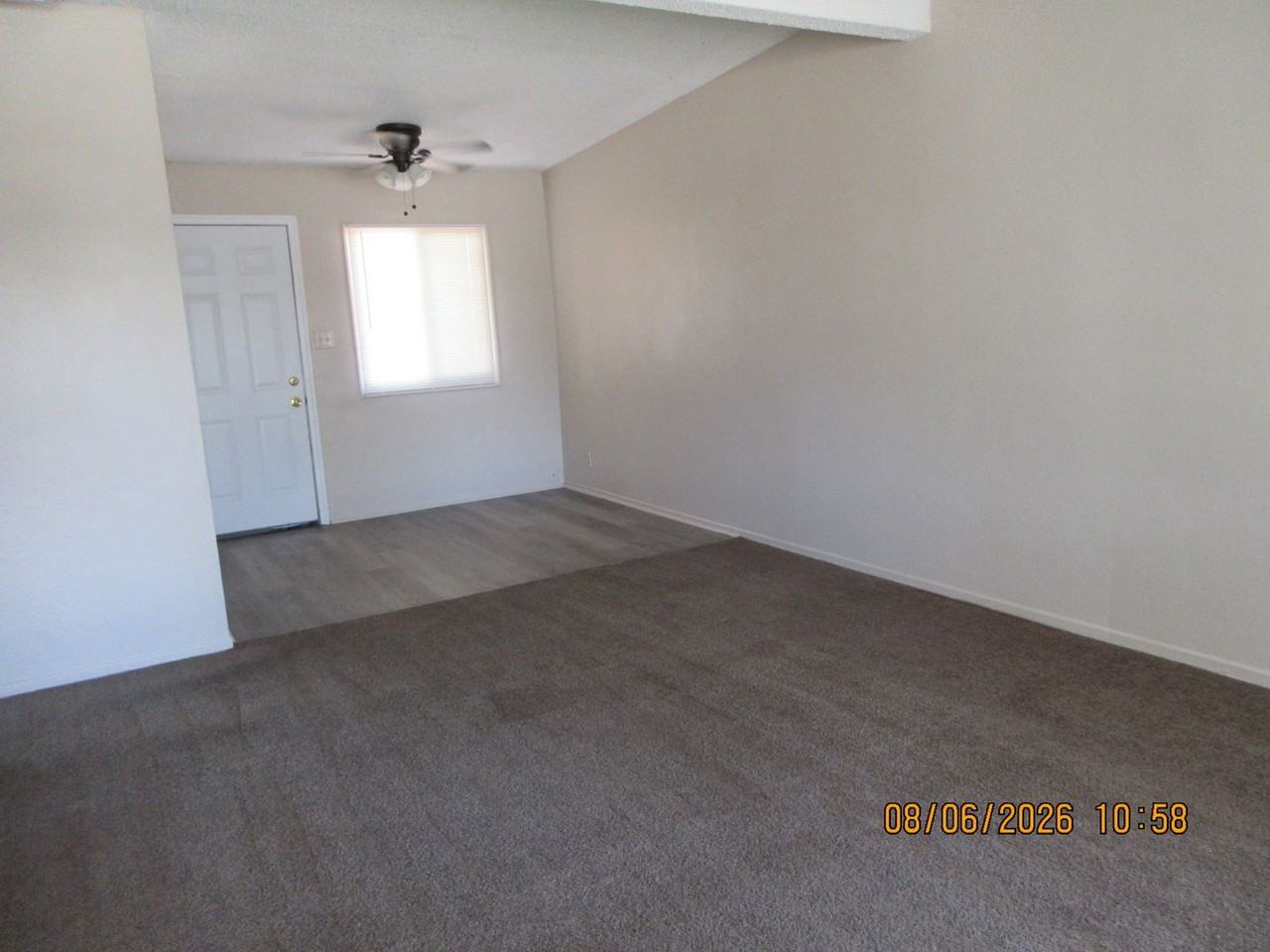 437 Oasis Dr - Photo 5 of 14