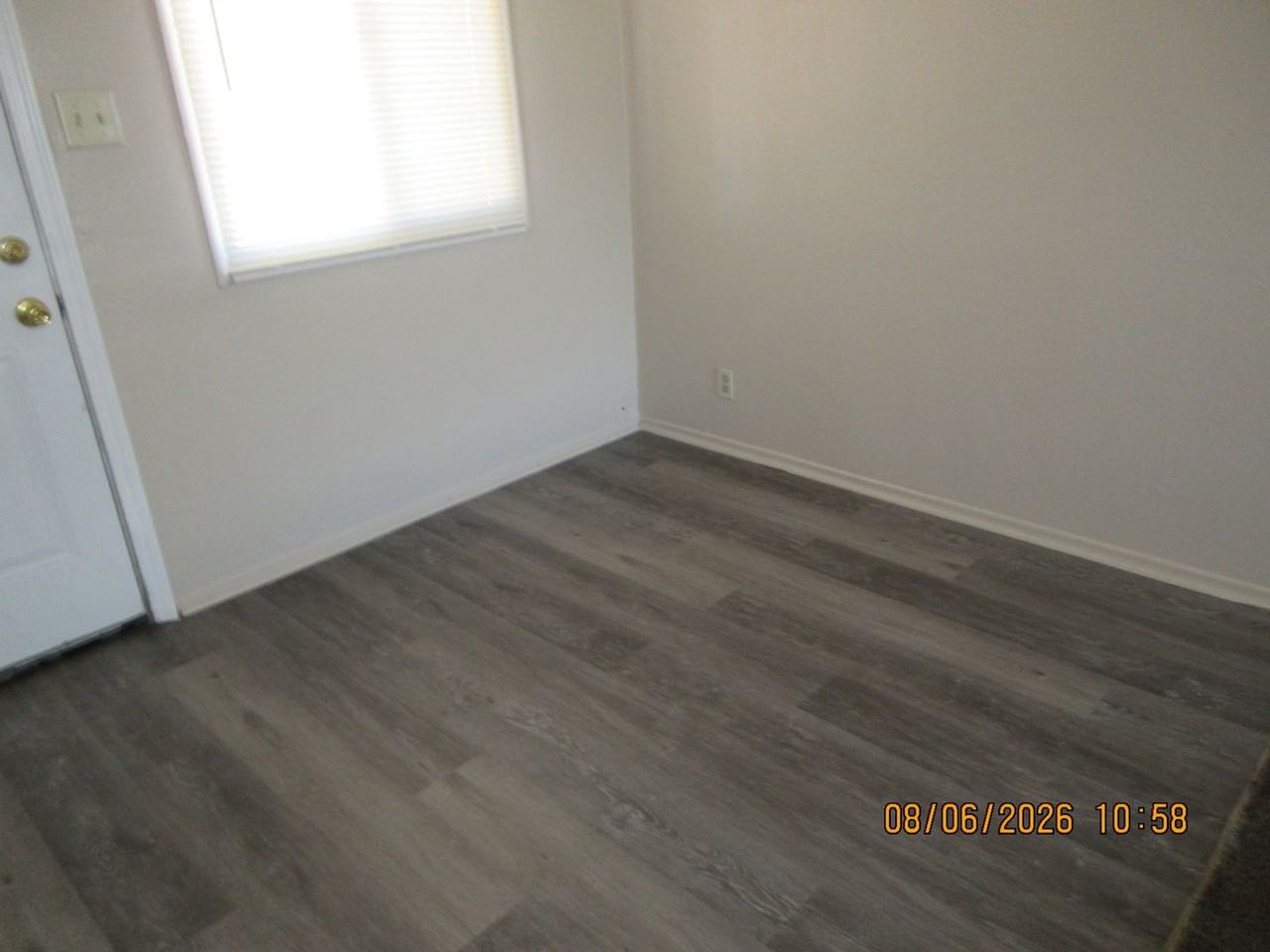 437 Oasis Dr - Photo 7 of 14