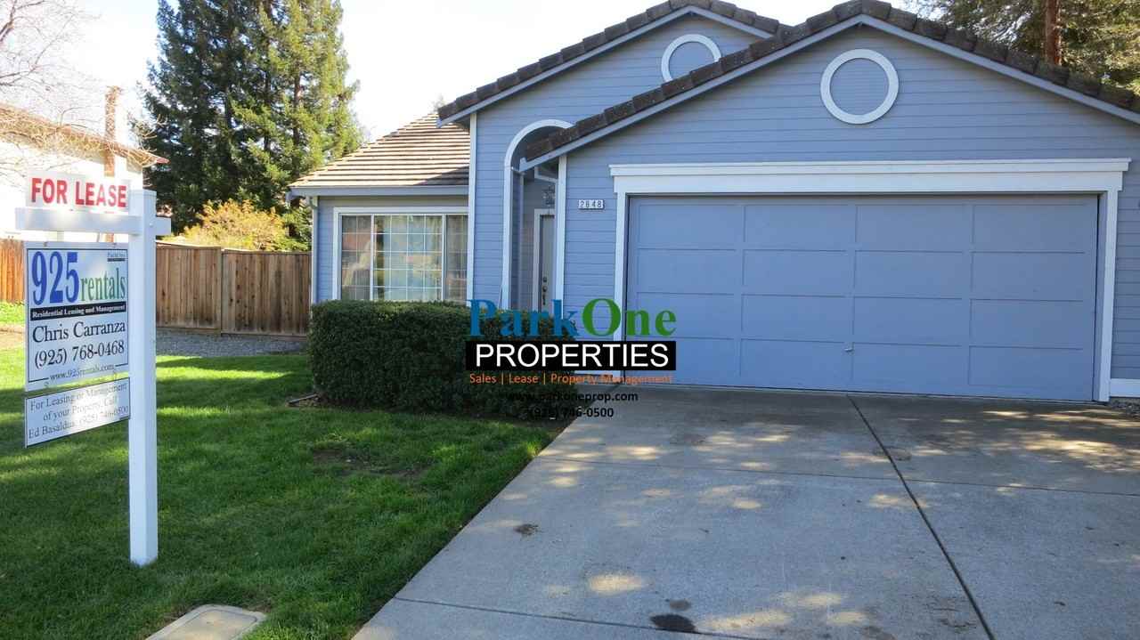 2848 Saint Joseph Dr - Photo 2 of 19