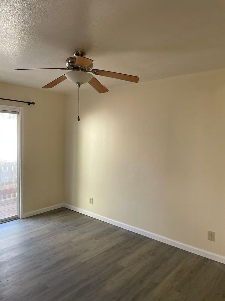 1149 North Blvd - Photo 3 of 20