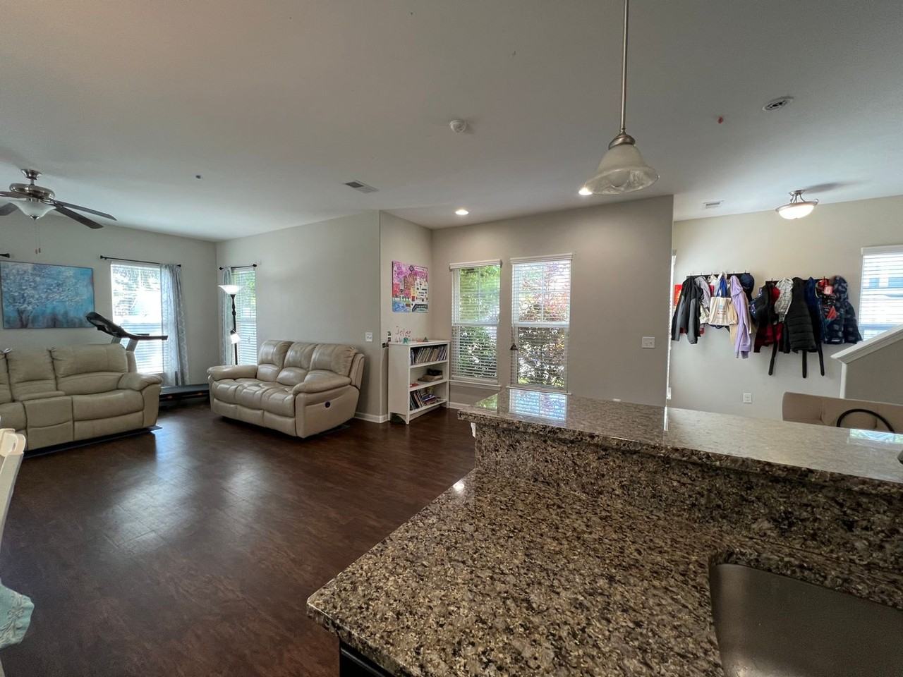 20 Summer Hill Way - Photo 2 of 13