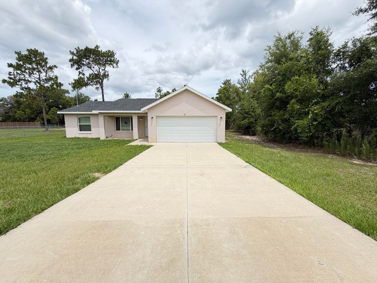 85 Maple Dr - Photo 2 of 24