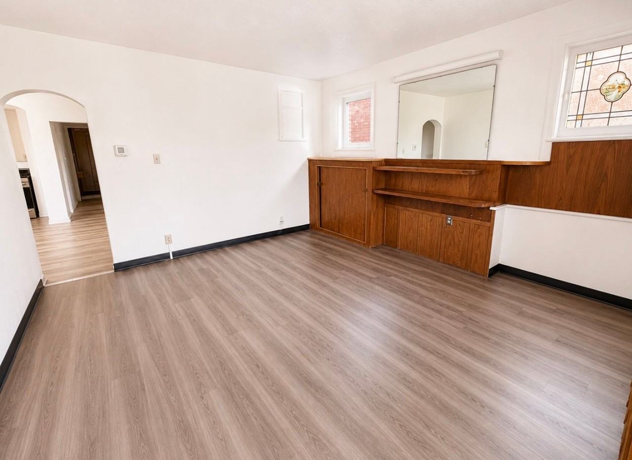 144 Sumner Ave - Photo 5 of 12