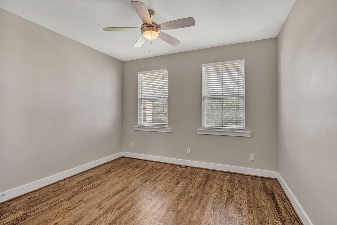 5212B Louisiana Ave - Photo 5 of 36