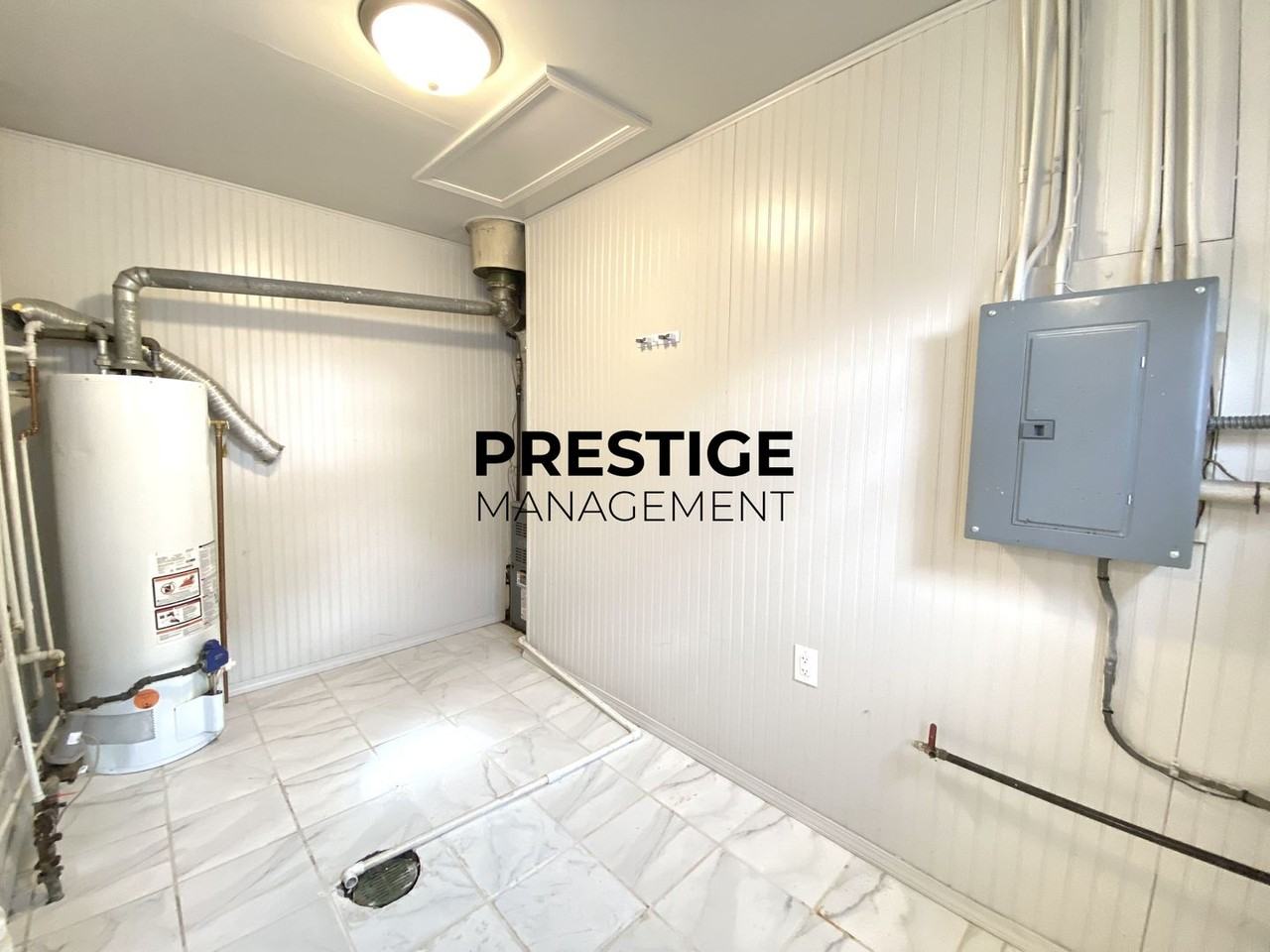 7532 Birch Ave - Photo 4 of 9