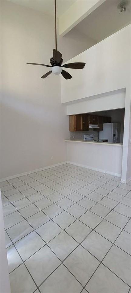 340 Nw 48th Blvd - Photo 4 of 19