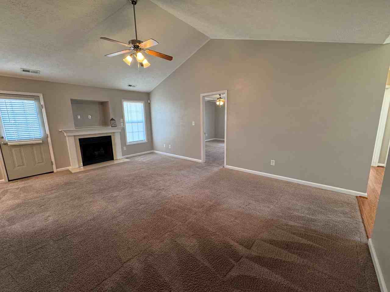 2212 Chasewater Rd - Photo 2 of 39