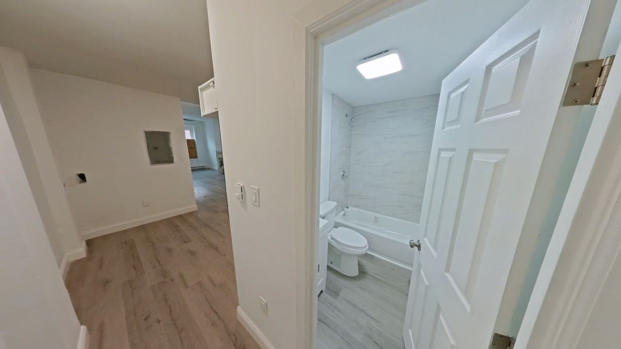 2438 N 20th St - Photo 5 of 5