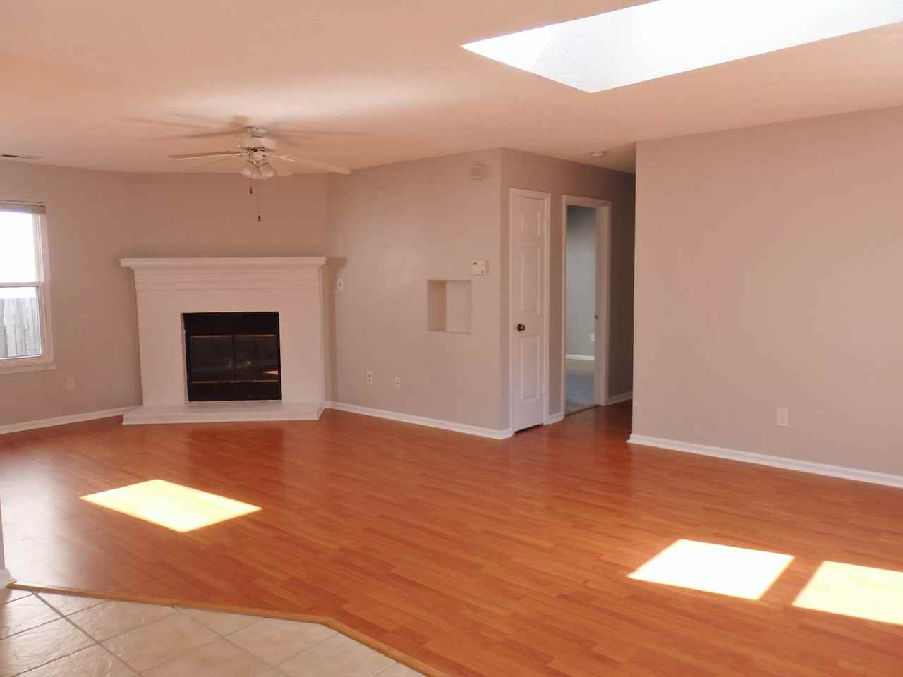2037 Big Boulder Dr - Photo 7 of 29