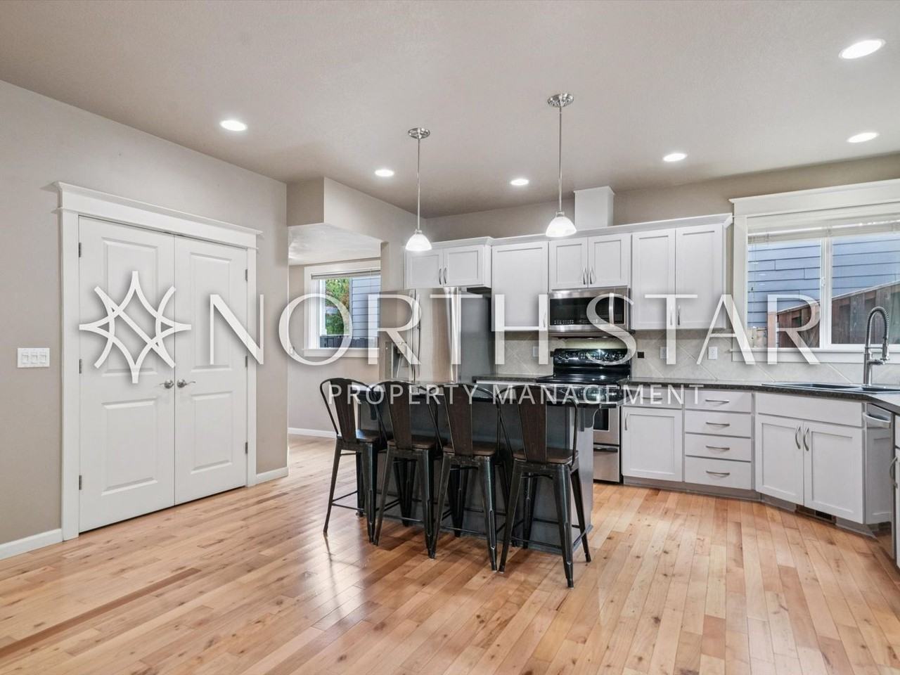 16550 Oak Tree Ter - Photo 7 of 40