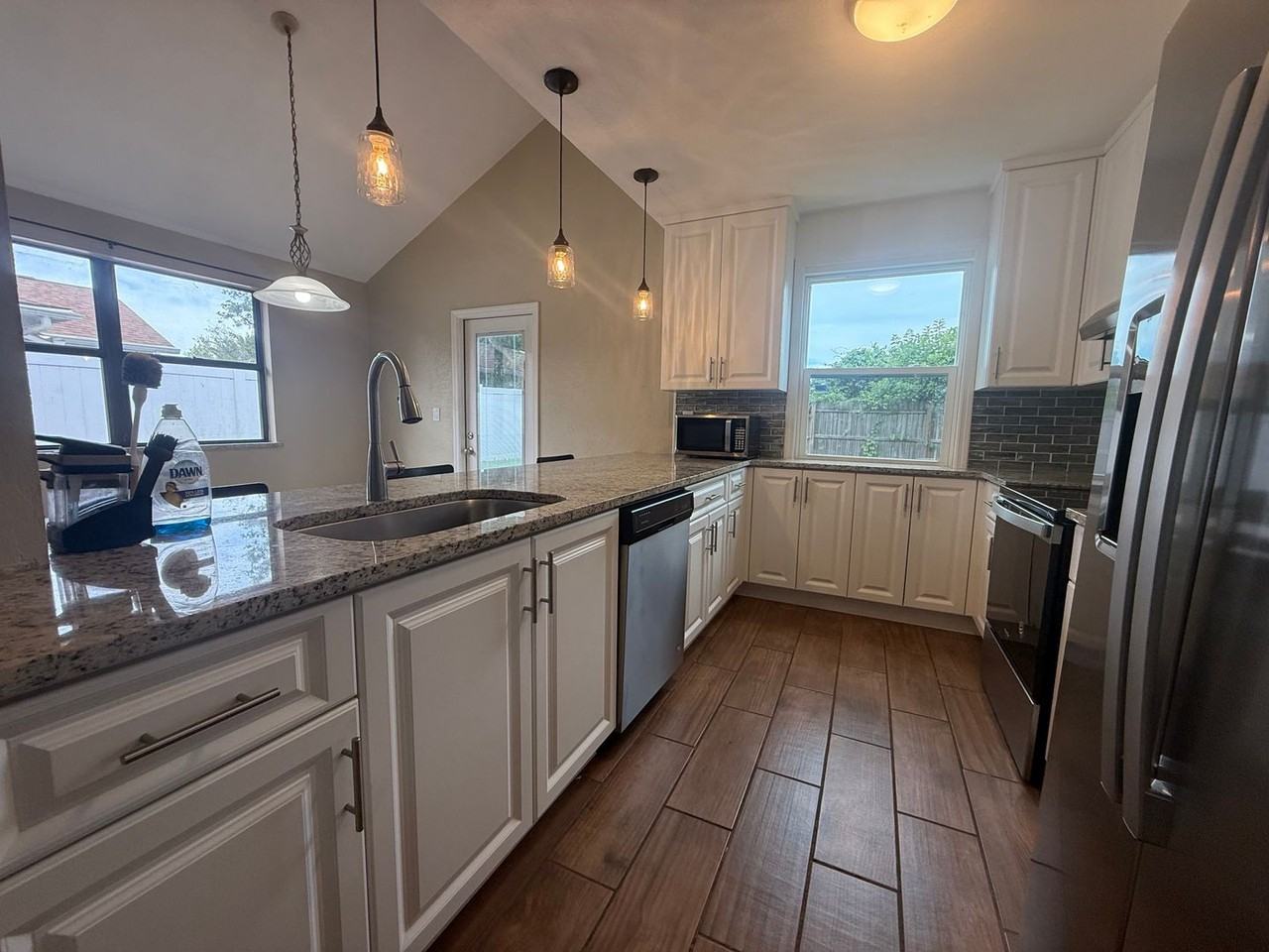 1172 Shallows Ct - Photo 6 of 16