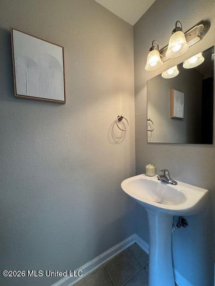 3230 Cumberland Rd - Photo 3 of 22
