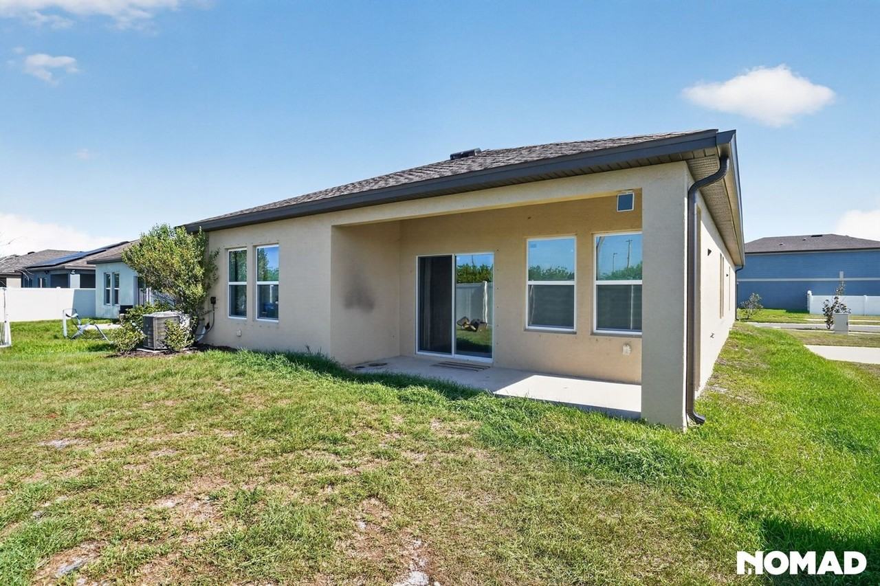 2389 Harris Hawk Ave - Photo 3 of 27