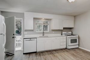 featured image of 1415 S Corona Ave