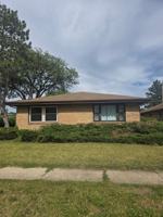 featured image of 2323 Douglas St