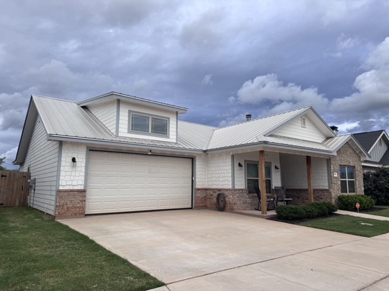 1510 Fletchers Path - Photo 2 of 29