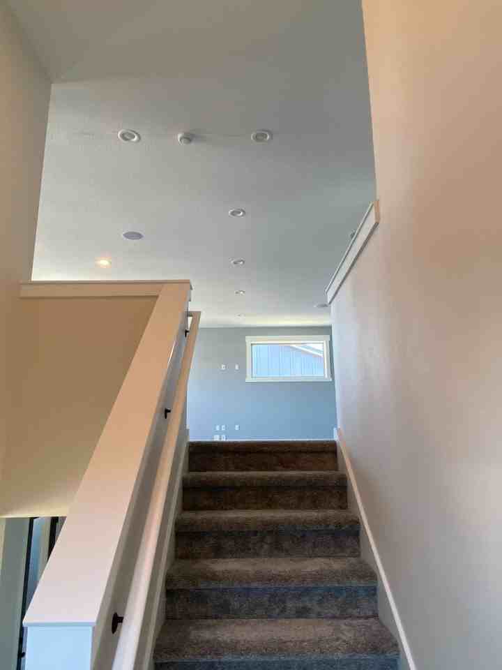 112 Southshore Ave - Photo 5 of 37