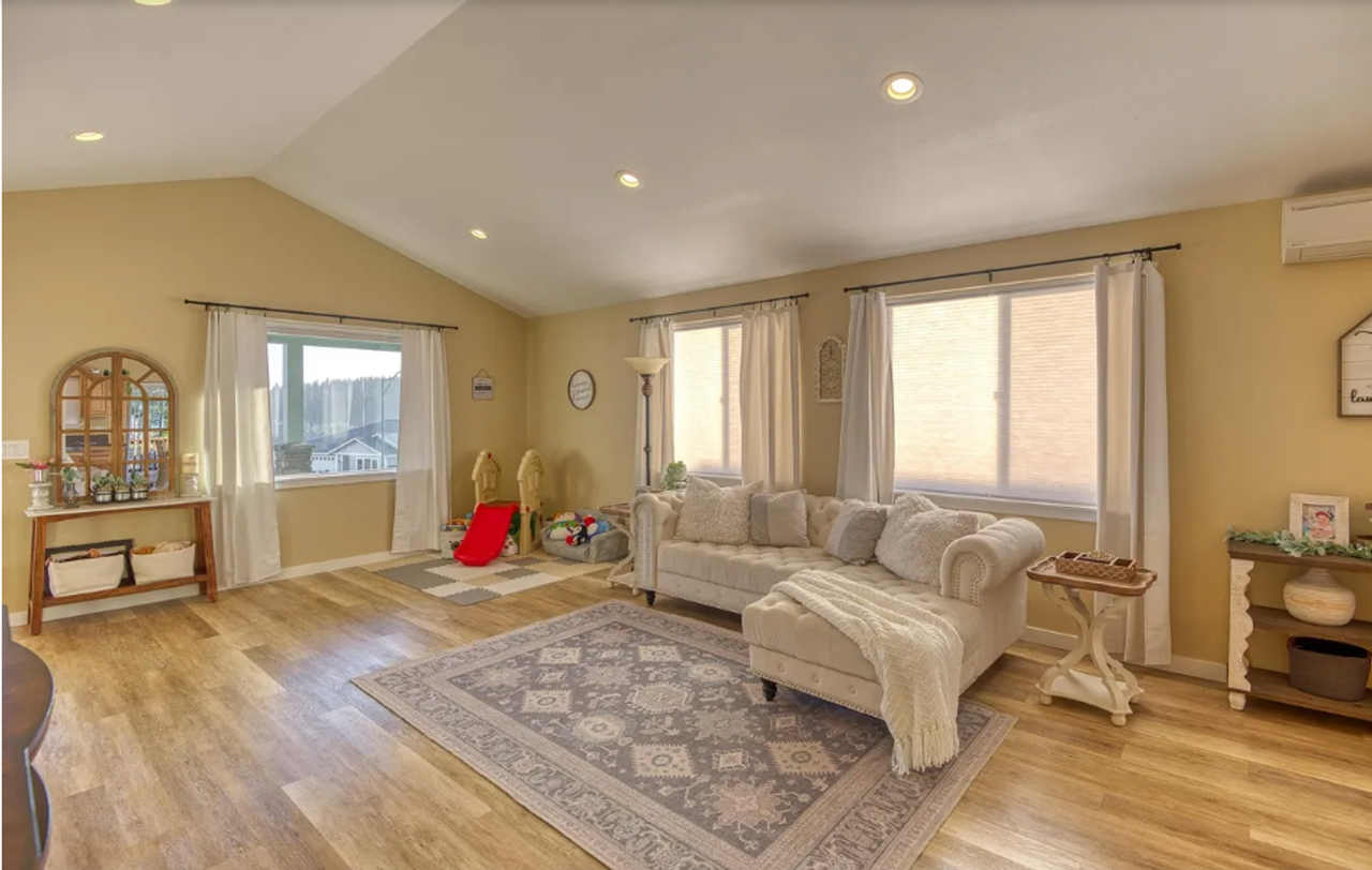 1154 Nautical Ln - Photo 7 of 27