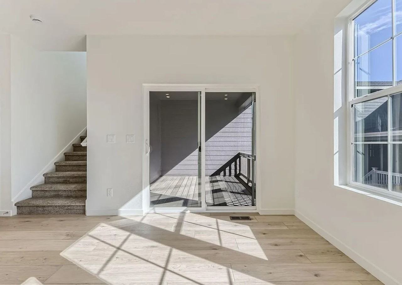 8982 Wintertide Ct - Photo 7 of 12