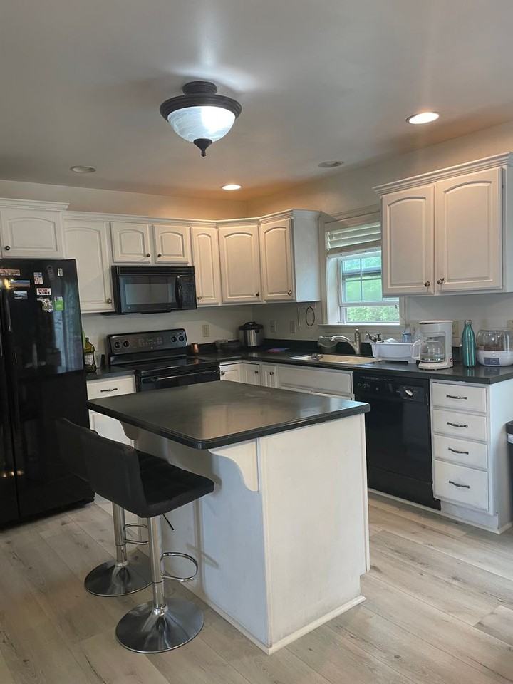 108 108 Schoolhouse Road - Photo 2 of 26