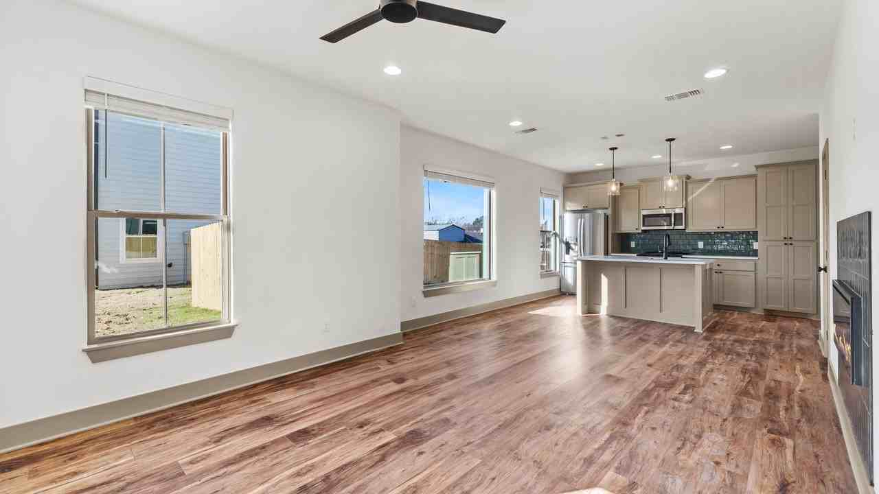 3108 Bethany Ln - Photo 2 of 15