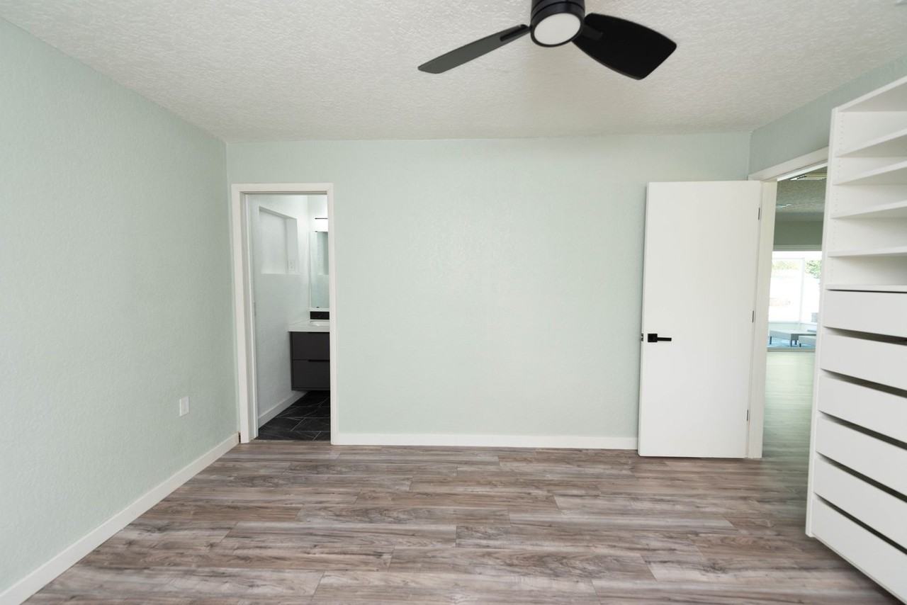 347 S Lakeside Dr - Photo 6 of 49